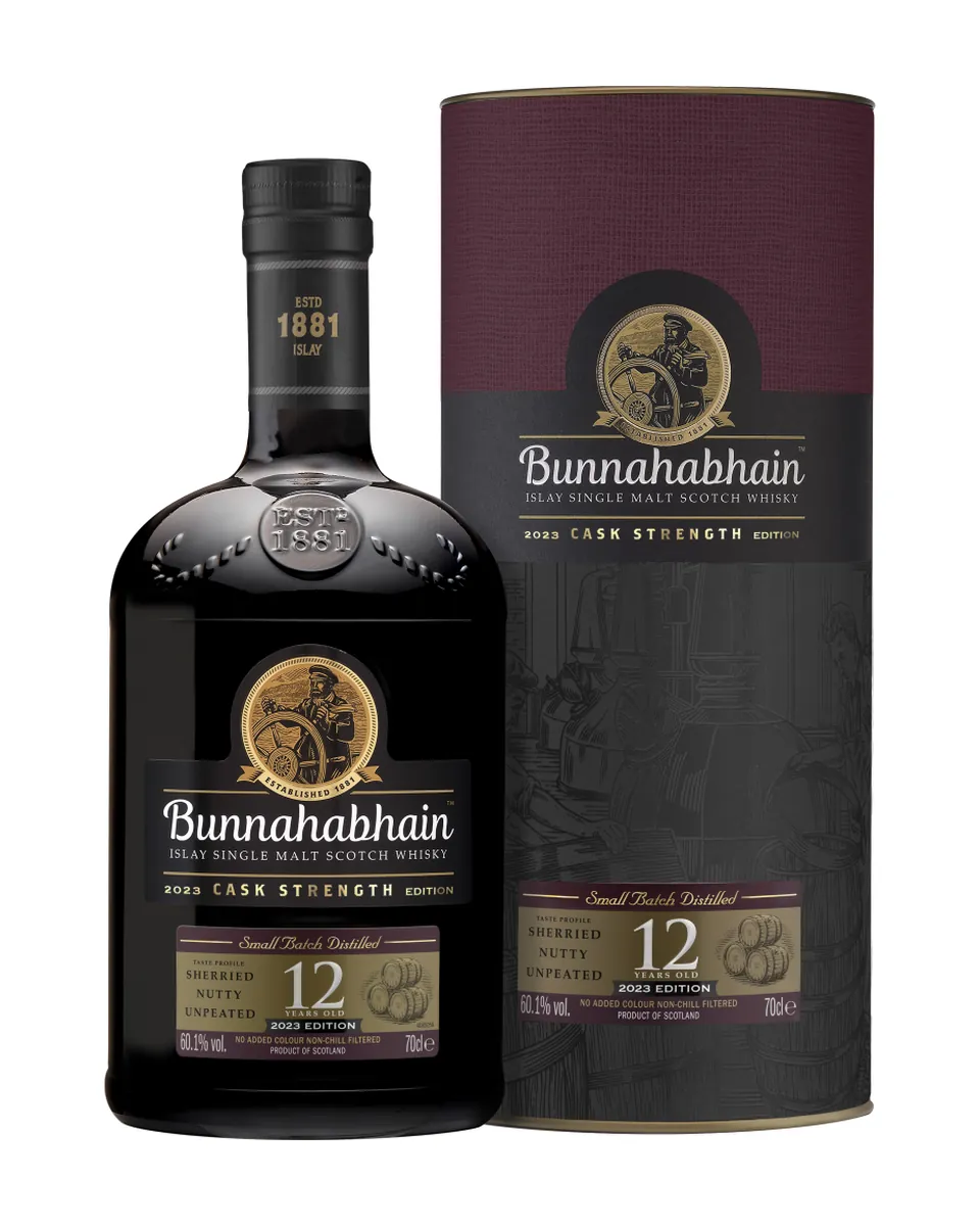 Butelka Bunnahabhain Cask Strength 2023, Whisky 12-letnia